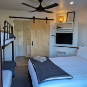 Apartment 11 06
