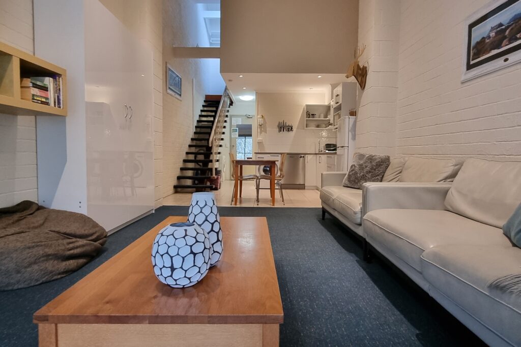Cedarwood Apartments Apartment 18
